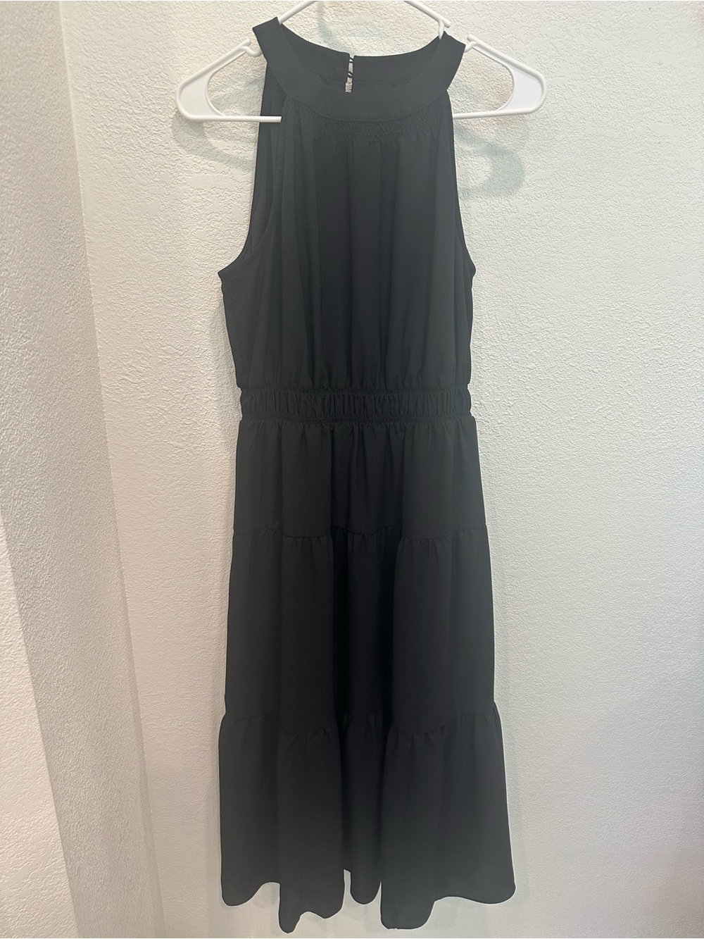 Ann Taylor Black Sleeveless Tiered Maxi Dress